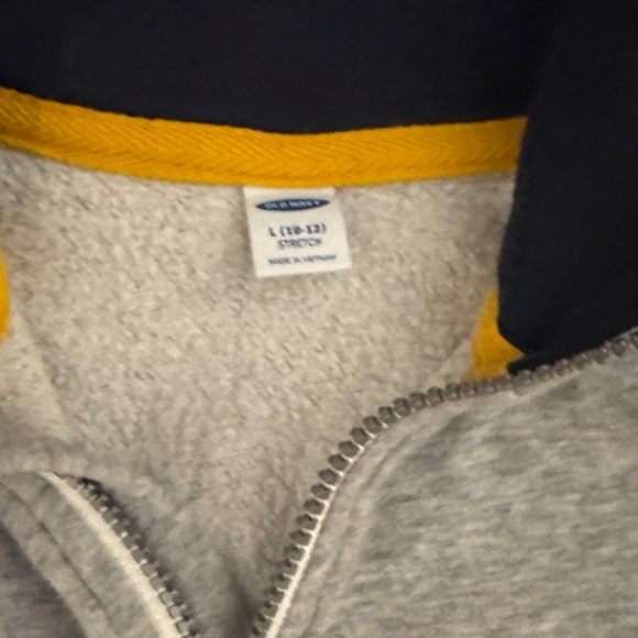 Mixed bundle of boys size 10-12 warm winter clothes - Picture 8 of 16